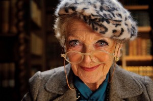 Mord_hinterm_Vorhang006