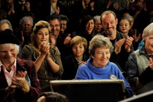 Mord_hinterm_Vorhang011